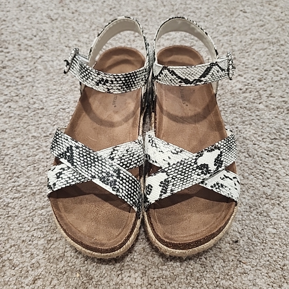 Pierre Dumas Womens 8 Black/white Snake Print Wedge Strappy Sandal